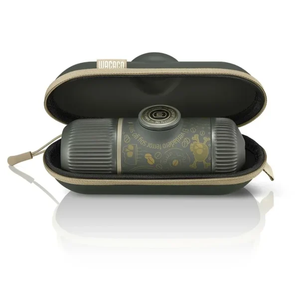 اسپرسوساز دستی واکاکو ارواح تاریکی مدل Nanopresso Dark Souls Grey با کیف محافظ - Image 7
