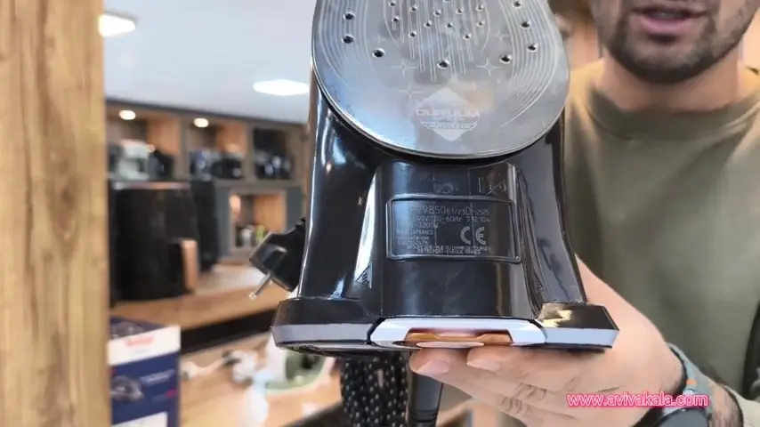 تصویر از شماره سریال لیزری روی دستگاه اتو تفال اصلی برای تشخیص اتوبخار تفال اصلی از تقلبی